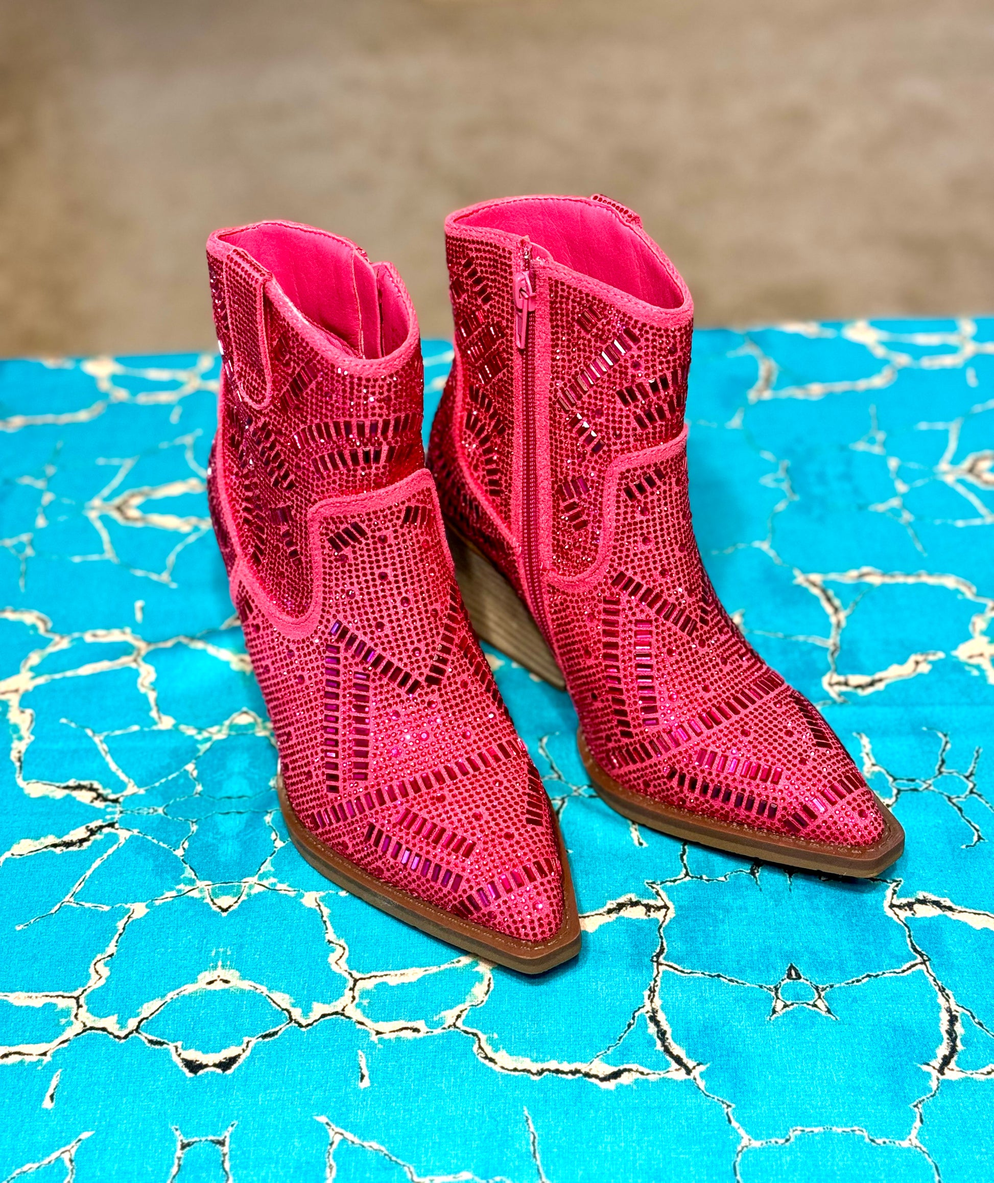 The Maze Bentley\'s Pink – Boots - Boutique, LLC