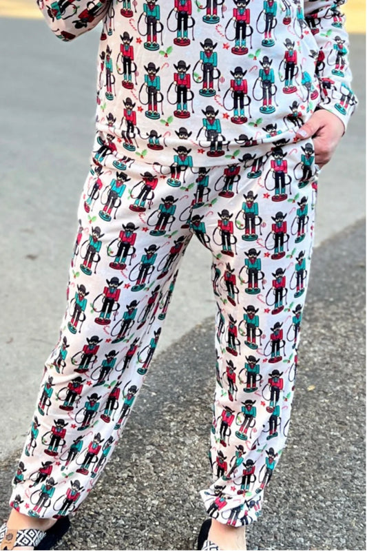 The Ropin Around The Christmas Tree Pants Set